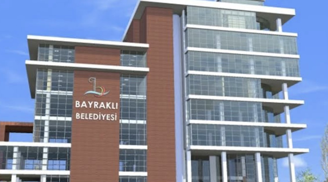 Bayraklı Belediyesi binası