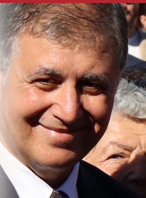 İzmir Büyükşehir Belediye Başkanı Cemil Tugay